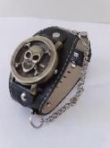 Relógio De Pulso Punk Metal Caveira Grafite Pulseira Preta